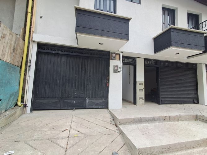 Local en arriendo en Laureles, Medellín, 21 m² · foto 2 de 3