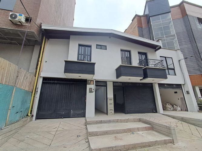 Local en arriendo en Laureles, Medellín, 21 m² · foto 3 de 3