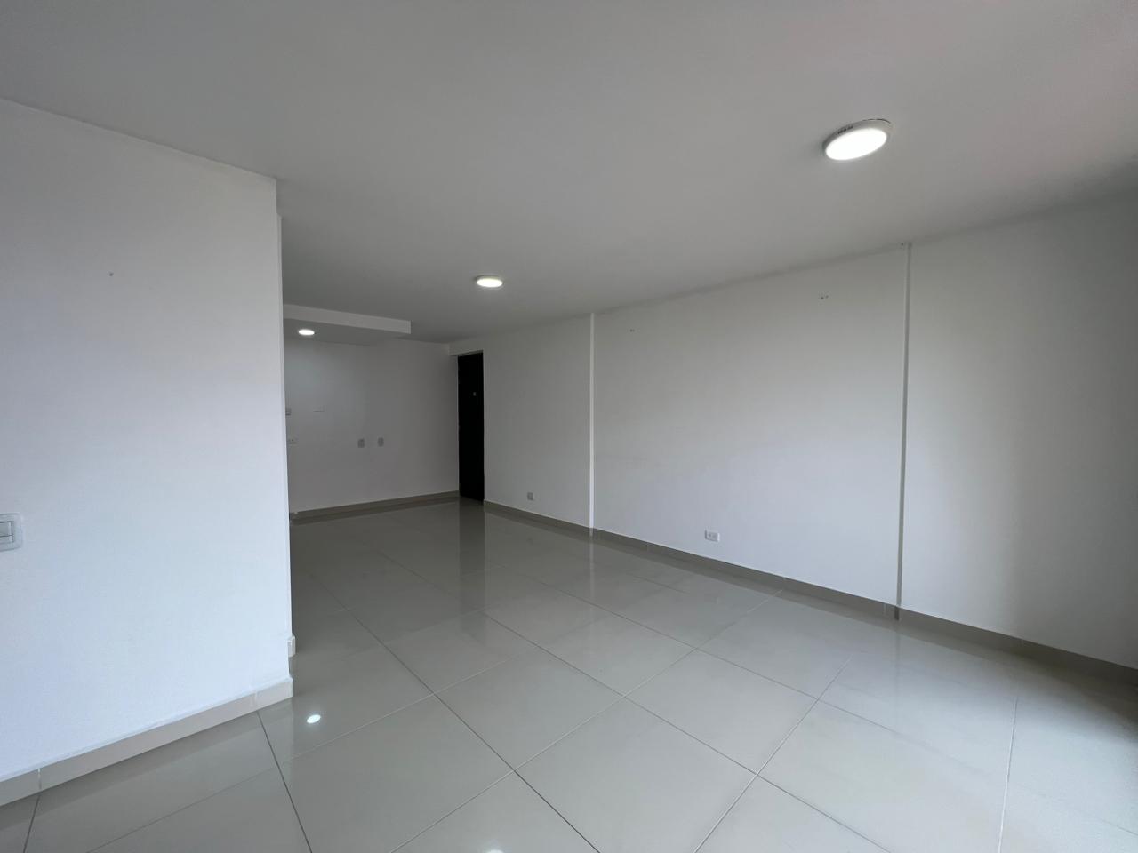 Apartamento en arriendo en El Poblado, Medellín · foto 5 de 18
