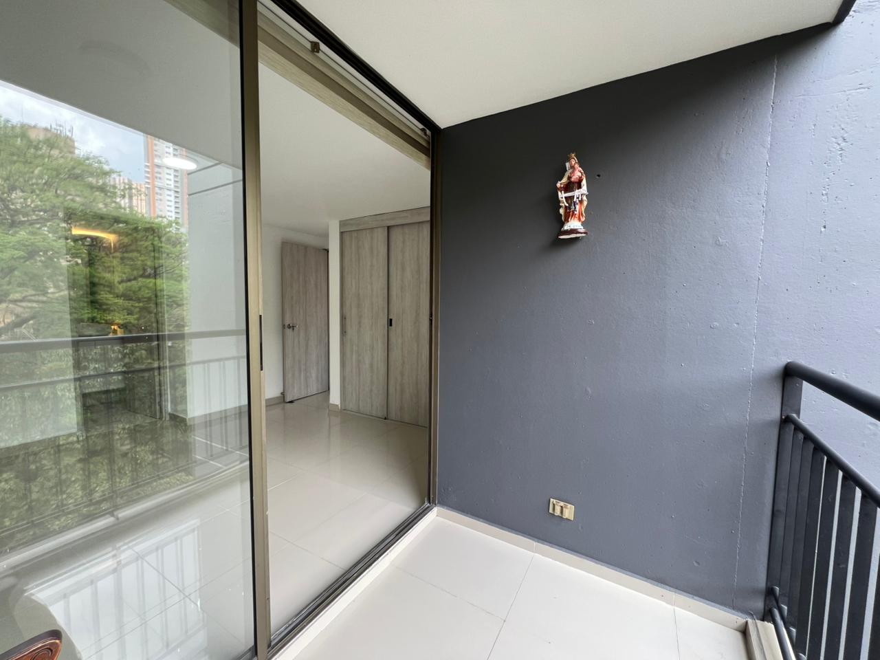 Apartamento en arriendo en El Poblado, Medellín · foto 11 de 18
