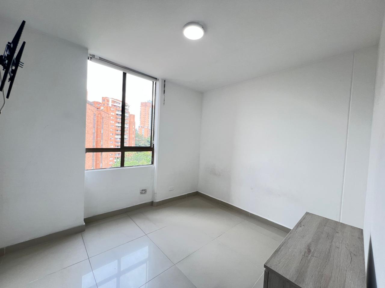 Apartamento en arriendo en El Poblado, Medellín · foto 16 de 18