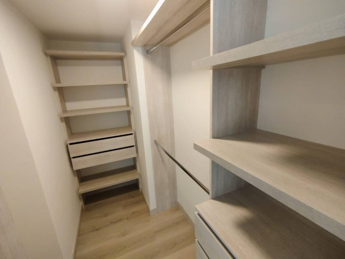Apartamento en arriendo en Ciudad Del Río, Medellín · foto 8 de 18