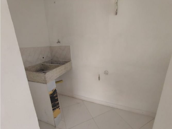 Oficina en arriendo en Conquistadores, Medellín, 50 m² · foto 9 de 9