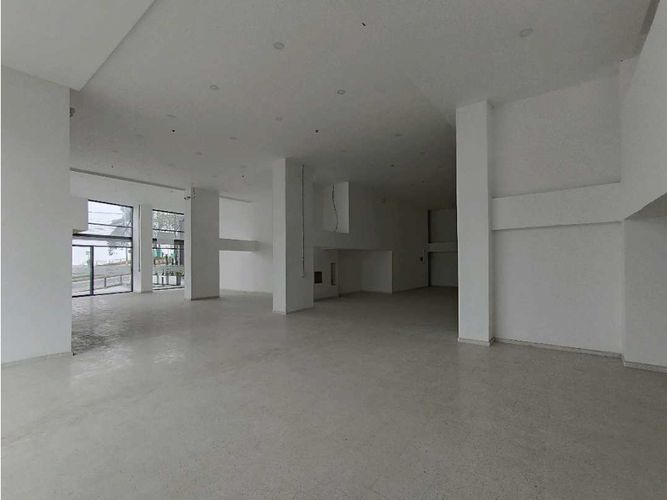 Local en venta en Chipre, Manizales, 380 m² · foto 8 de 17