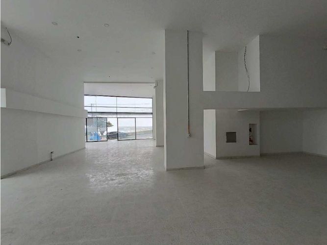 Local en venta en Chipre, Manizales, 380 m² · foto 10 de 17