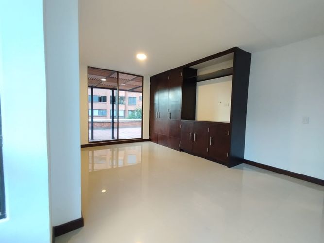 Apartamento de 3 alcobas en arriendo en La Aguacatala, Medellín, 280 m² · foto 17 de 20