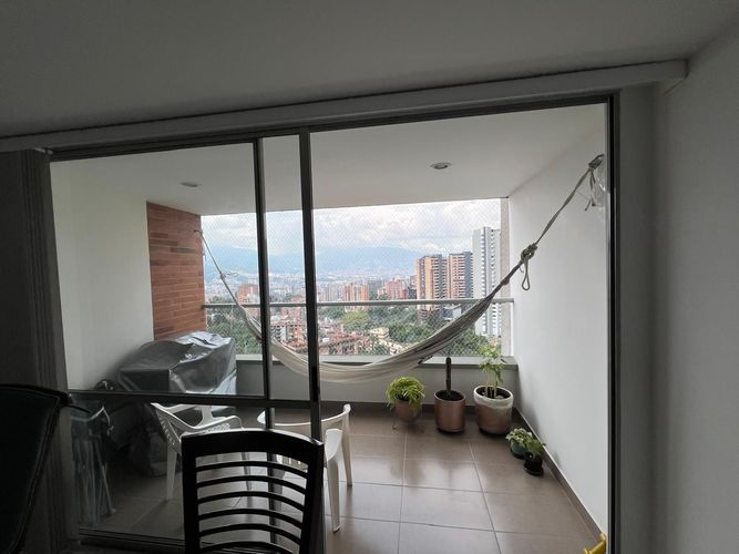 Apartamento en venta en Loma Del Chocho, Envigado · foto 4 de 24