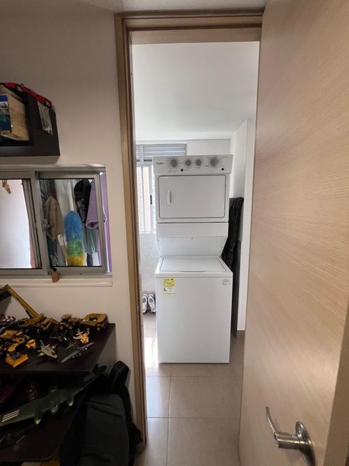 Apartamento en venta en Loma Del Chocho, Envigado · foto 15 de 24