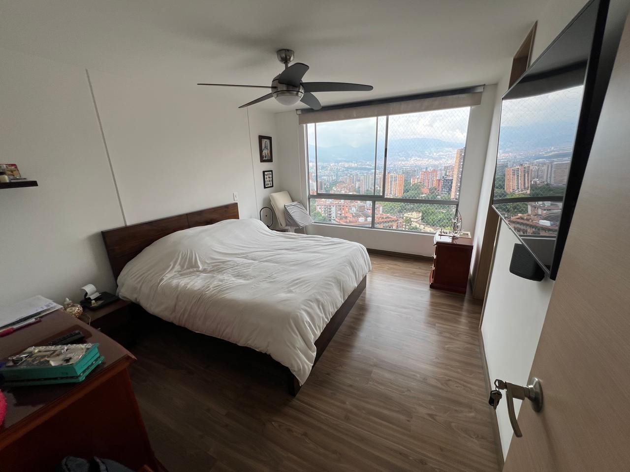 Apartamento en venta en Loma Del Chocho, Envigado · foto 16 de 24