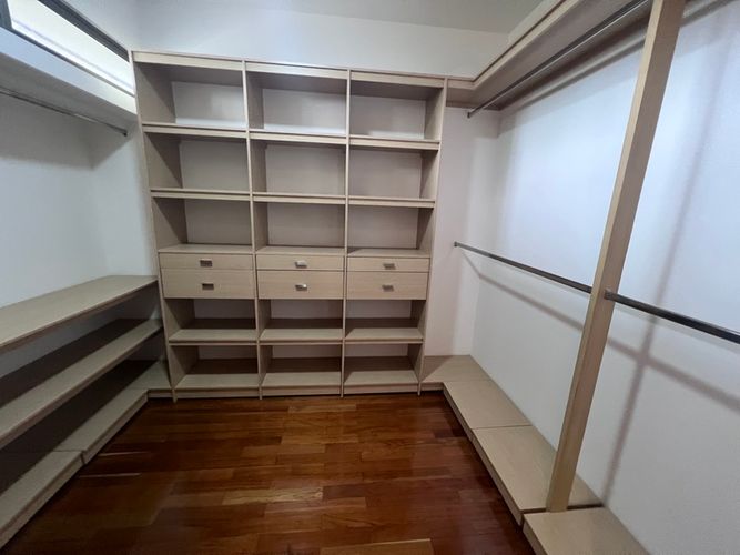 Apartamento de 3 alcobas en arriendo en Altos Del Poblado, Medellín, 310 m² · foto 11 de 20