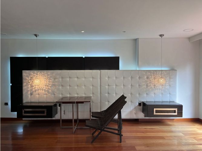 Apartamento de 3 alcobas en venta en Santa Barbara, Bogotá, 373 m² · foto 6 de 24