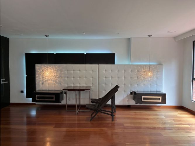 Apartamento de 3 alcobas en venta en Santa Barbara, Bogotá, 373 m² · foto 16 de 24