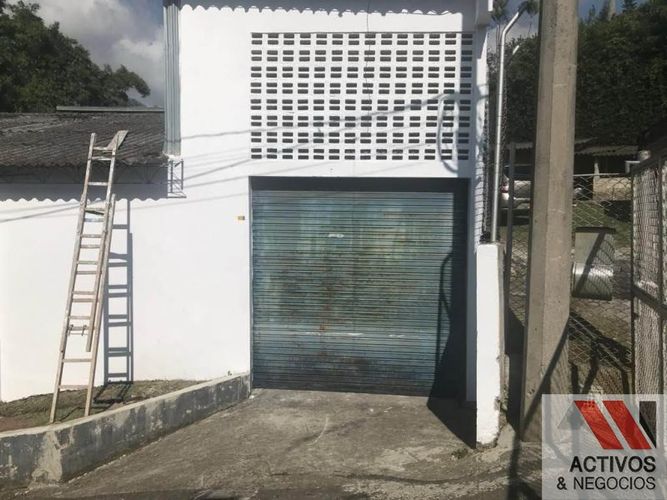 Bodega en venta en Cabecera Urbana San Cristobal, Medellín, 628 m² · foto 4 de 16