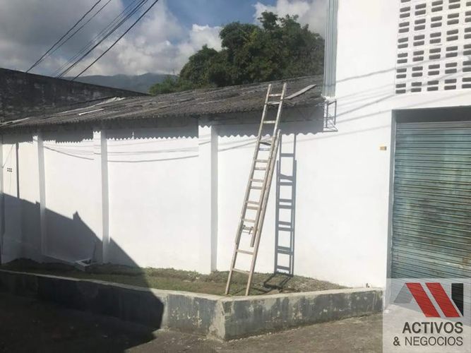 Bodega en venta en Cabecera Urbana San Cristobal, Medellín, 628 m² · foto 5 de 16