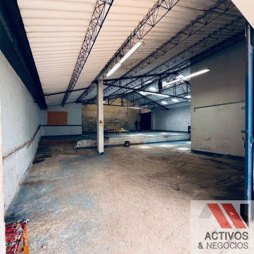 Bodega en venta en Cabecera Urbana San Cristobal, Medellín, 628 m² · foto 9 de 16