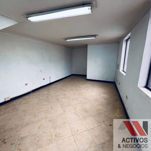 Bodega en venta en Cabecera Urbana San Cristobal, Medellín, 628 m² · foto 13 de 16