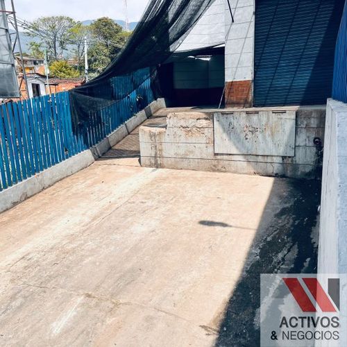 Bodega en venta en Cabecera Urbana San Cristobal, Medellín, 628 m² · foto 16 de 16