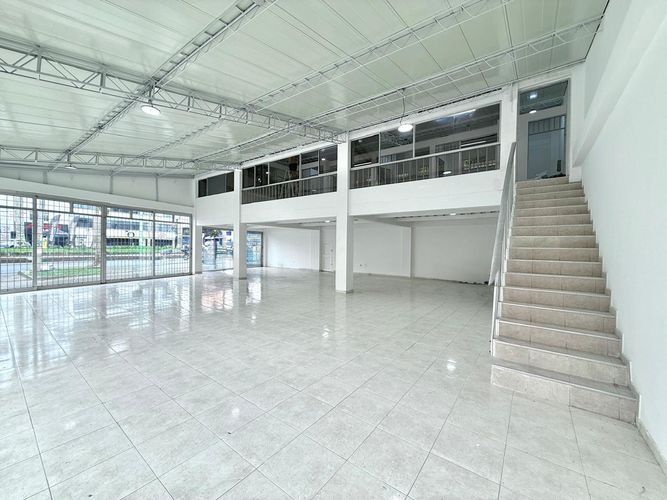 Local en arriendo en Avenida 30 De Agosto, Pereira, 284 m² · foto 6 de 13