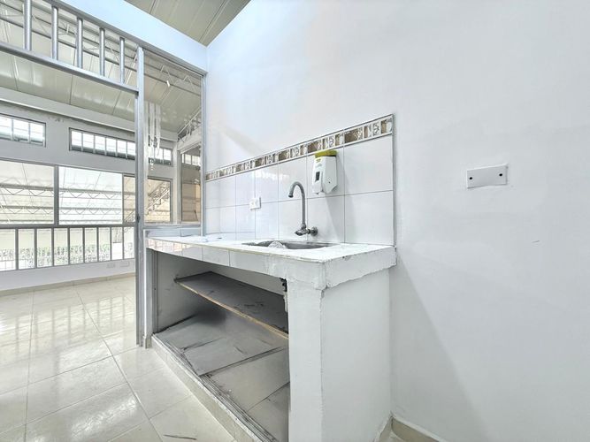 Local en arriendo en Avenida 30 De Agosto, Pereira, 284 m² · foto 10 de 13