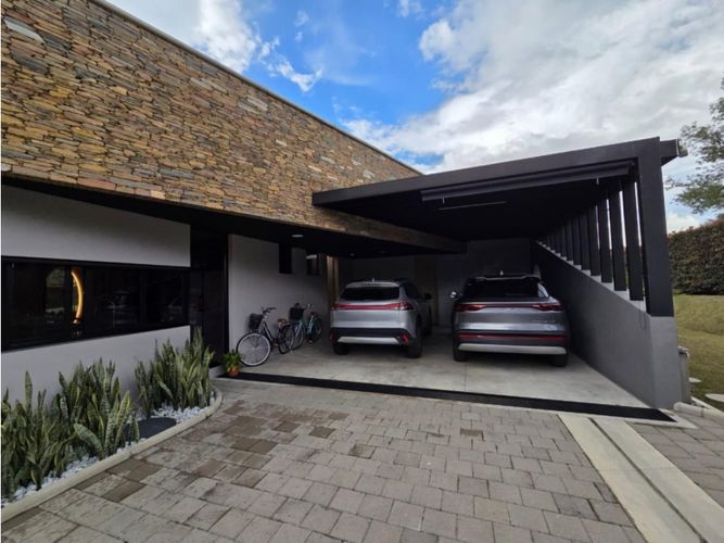 Finca en venta en El Carmen De Viboral, El Carmen de Viboral, 430 m² · foto 11 de 20