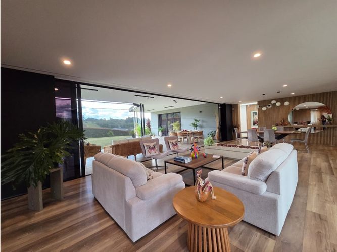 Finca en venta en El Carmen De Viboral, El Carmen de Viboral, 430 m² · foto 15 de 20
