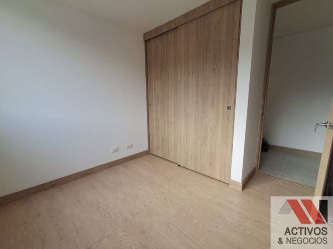 Apartamento de 3 alcobas en venta en El Poblado, Medellín, 105 m² · foto 15 de 24