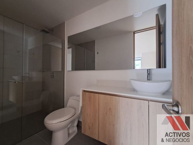 Apartamento de 3 alcobas en venta en El Poblado, Medellín, 105 m² · foto 16 de 24