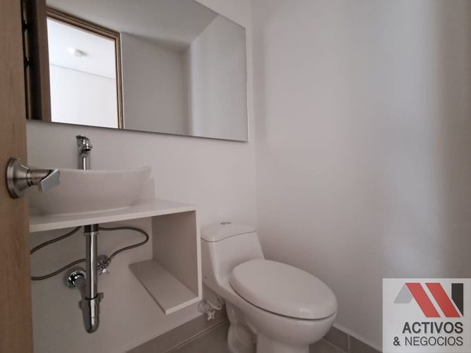 Apartamento de 3 alcobas en venta en El Poblado, Medellín, 105 m² · foto 22 de 24