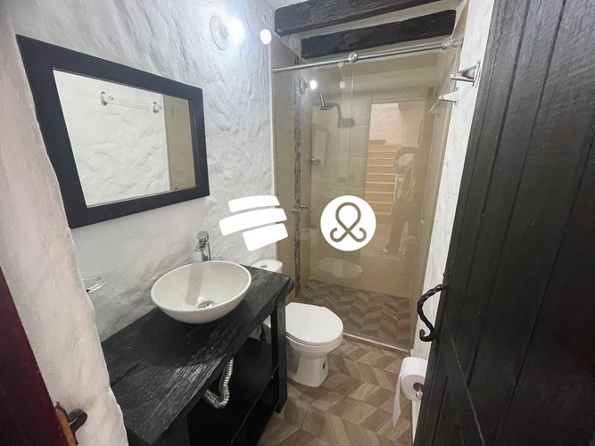 Casa de 6 alcobas en venta en Barrio Triste, Medellín, 421 m² · foto 8 de 24