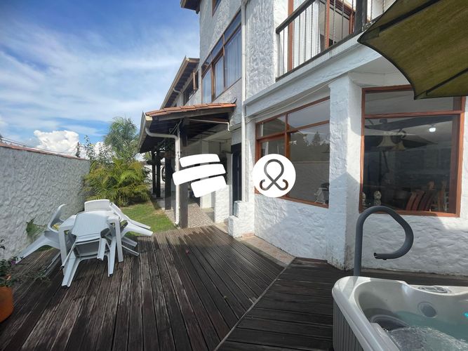 Casa de 6 alcobas en venta en Barrio Triste, Medellín, 421 m² · foto 9 de 24