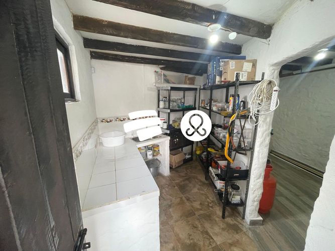 Casa de 6 alcobas en venta en Barrio Triste, Medellín, 421 m² · foto 12 de 24