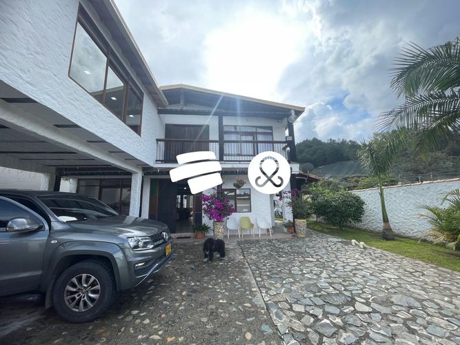 Casa de 6 alcobas en venta en Barrio Triste, Medellín, 421 m² · foto 24 de 24