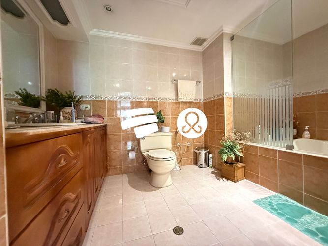 Apartamento de 4 alcobas en venta en San Lucas, Medellín, 190 m² · foto 6 de 15