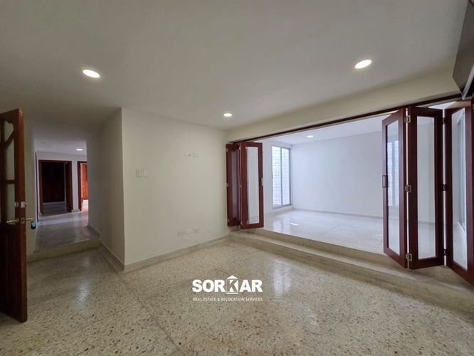 Casa de 6 alcobas en venta en Santa Monica, Barranquilla, 617 m² · foto 9 de 24