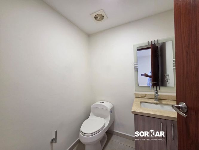 Casa de 6 alcobas en venta en Santa Monica, Barranquilla, 617 m² · foto 4 de 24