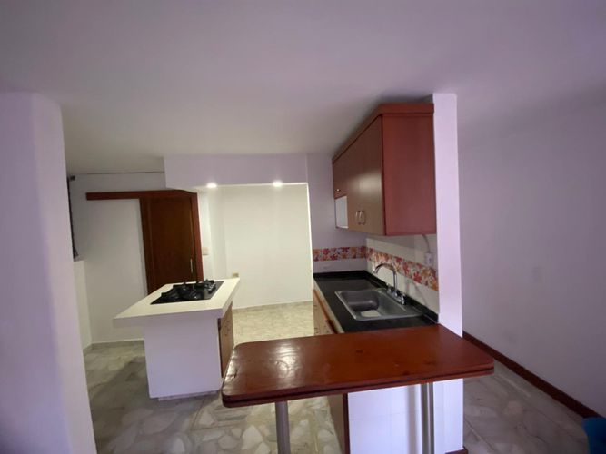 Apartamento de 3 alcobas en venta en Cuarto De Legua - Guadalupe, Cali, 78 m² · foto 2 de 23