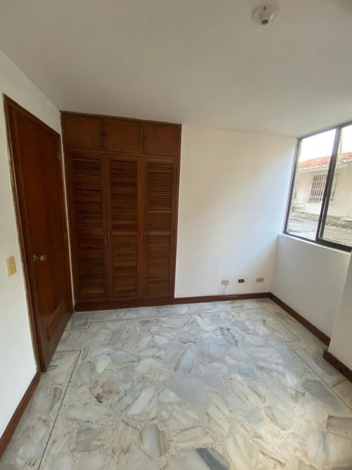 Apartamento de 3 alcobas en venta en Cuarto De Legua - Guadalupe, Cali, 78 m² · foto 15 de 23