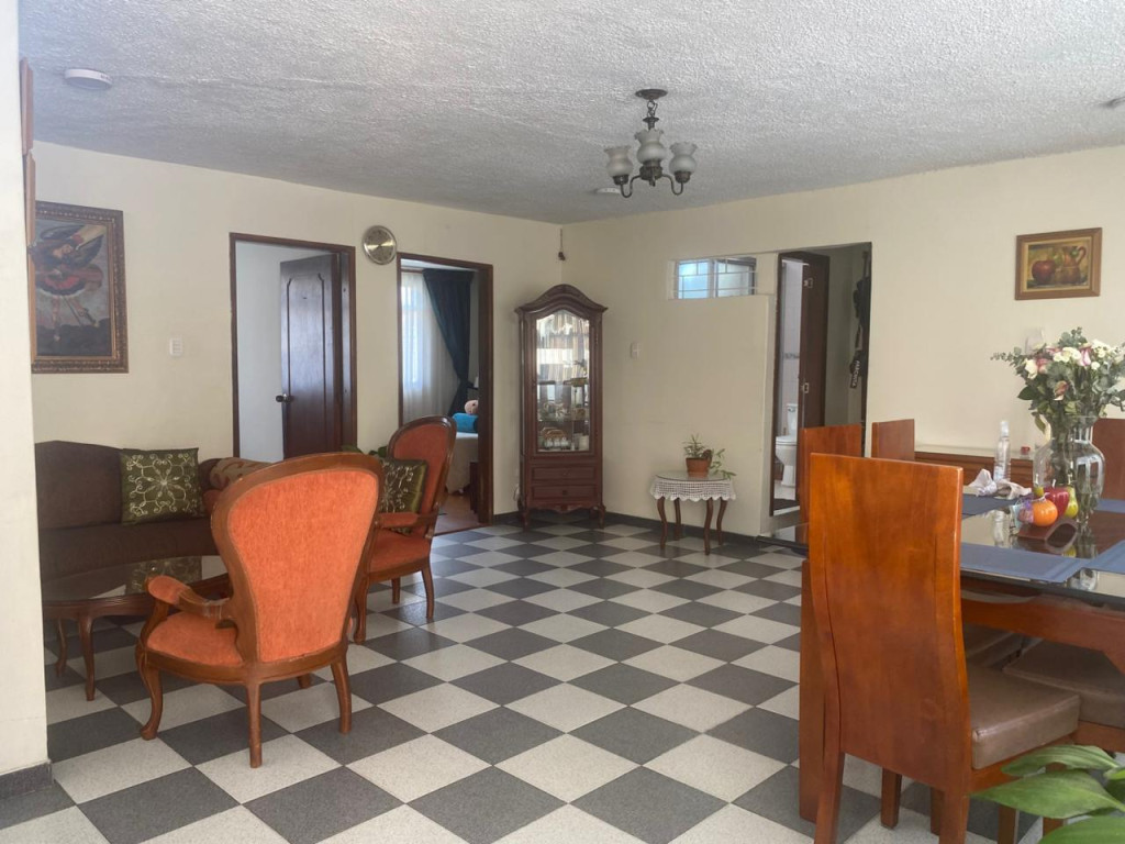 Casa en venta en San Fernando, Bogotá · foto 8 de 17