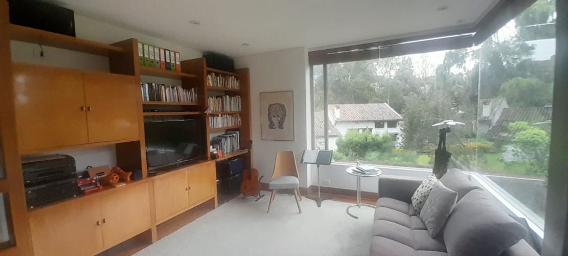 Apartamento de 3 alcobas en arriendo en Gratamira, Bogotá, 285 m² · foto 7 de 24