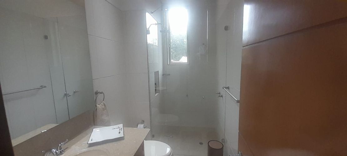 Apartamento de 3 alcobas en arriendo en Gratamira, Bogotá, 285 m² · foto 15 de 24
