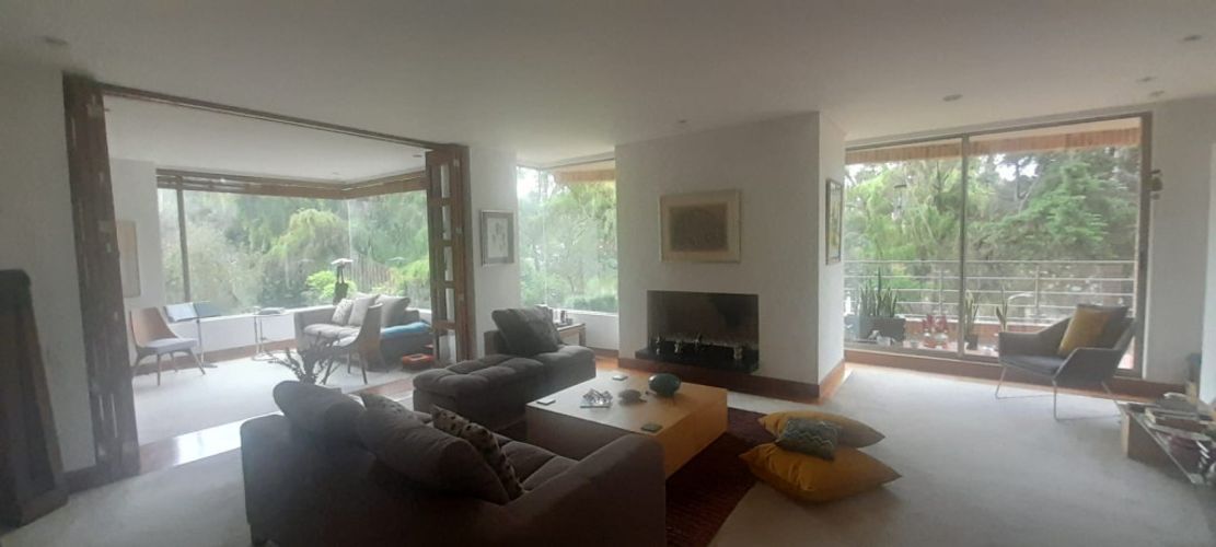 Apartamento de 3 alcobas en arriendo en Gratamira, Bogotá, 285 m² · foto 20 de 24