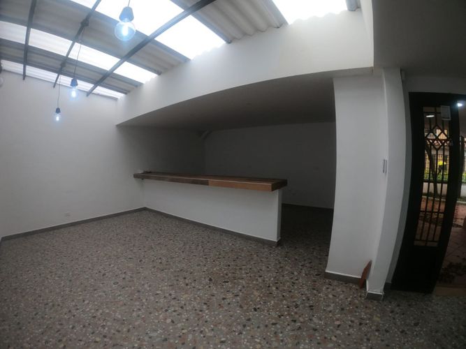 Casa de 3 alcobas en arriendo en Santa Barbara, Bogotá, 547 m² · foto 11 de 24