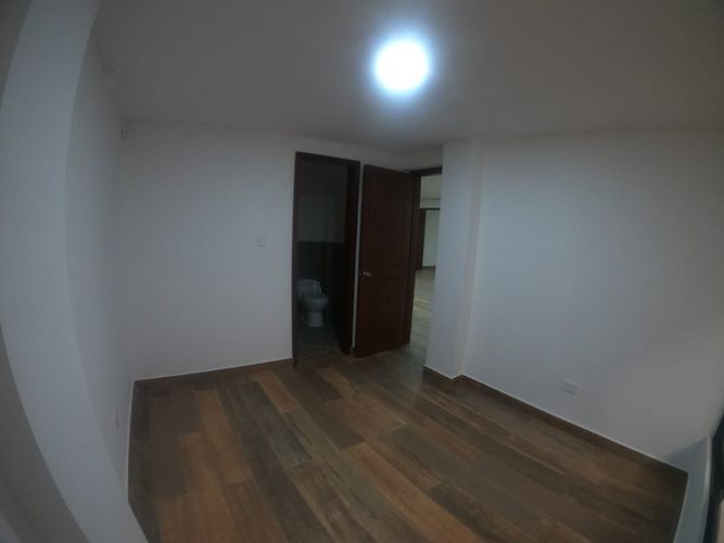 Casa de 3 alcobas en arriendo en Santa Barbara, Bogotá, 547 m² · foto 23 de 24