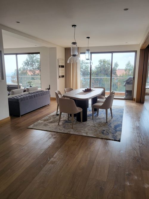 Apartamento de 3 alcobas en venta en Cerros De Los Alpes, Bogotá, 332 m² · foto 6 de 18