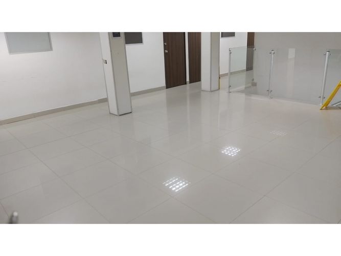 Local en arriendo en Estadio, Medellín, 500 m² · foto 10 de 24
