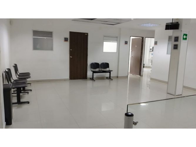 Local en arriendo en Estadio, Medellín, 500 m² · foto 24 de 24