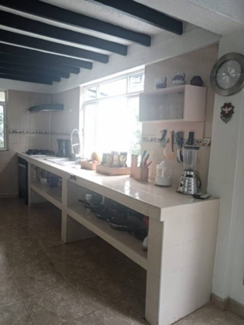 Casa en venta en Quiebra De Velez, Manizales · foto 6 de 23