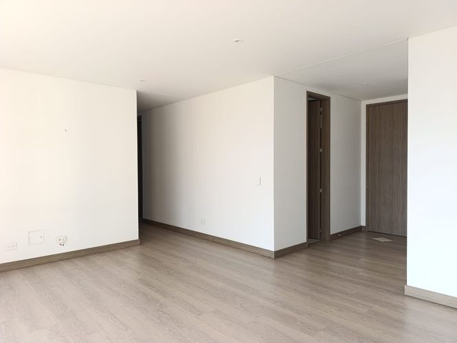 Apartamento de 3 alcobas en venta en El Poblado, Medellín, 124 m² · foto 8 de 19
