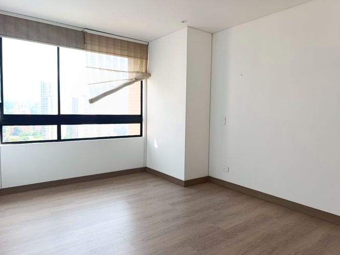 Apartamento de 3 alcobas en venta en El Poblado, Medellín, 124 m² · foto 15 de 19