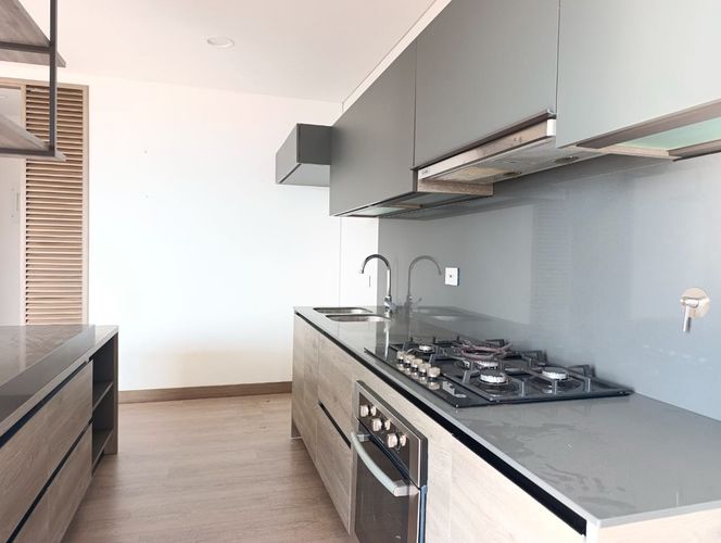 Apartamento de 3 alcobas en venta en El Poblado, Medellín, 124 m² · foto 6 de 19
